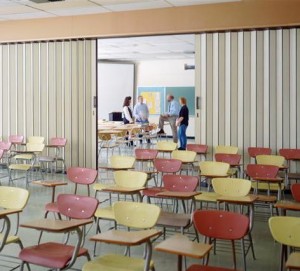 מגוון מחיצות מתקפלות אקוסטיות